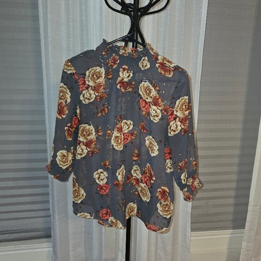 Midnight Sky Floral Blouse with Rose Pattern Large GUC